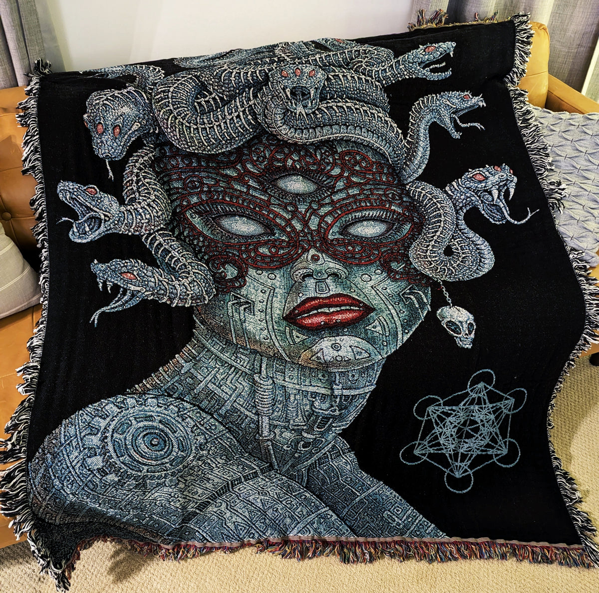 Alien Medusa Blanket - Signed/Numbered Edition of 100 – Official Emek ...